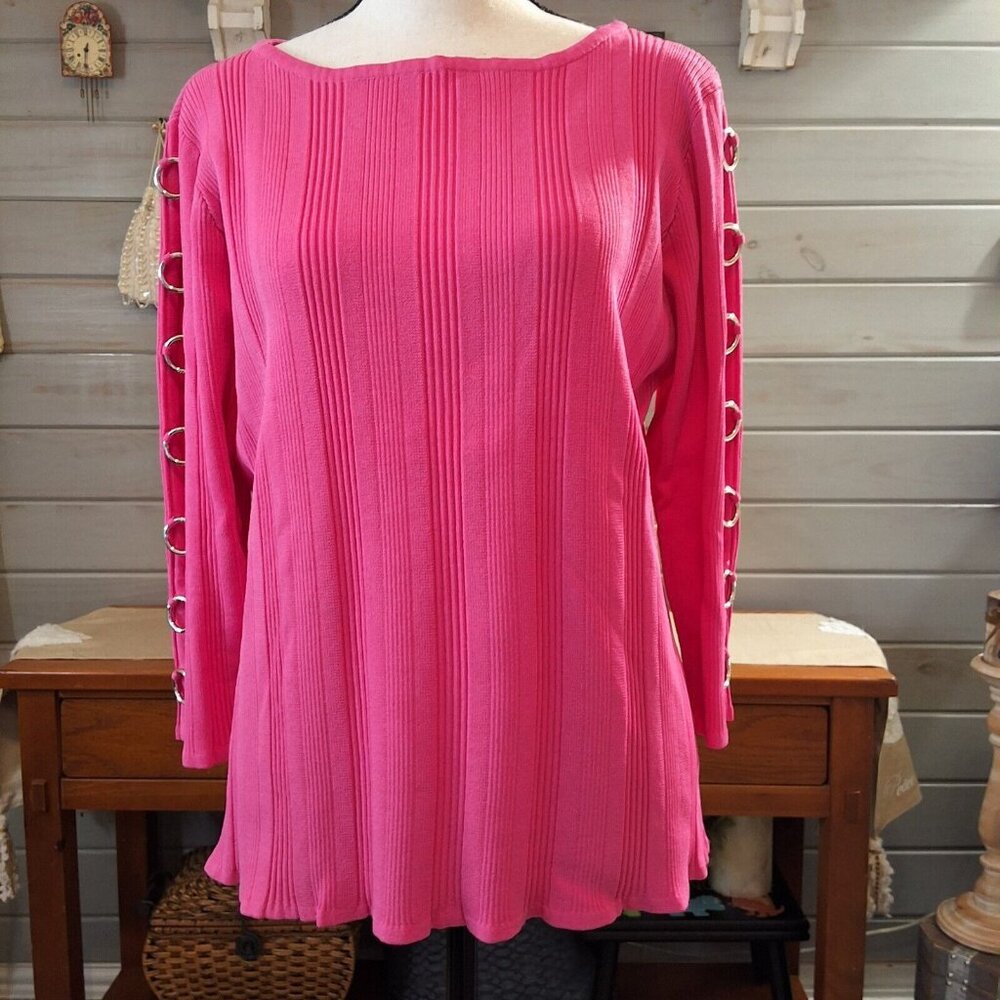 Anthropologie One Girl Who Pink Ribbed Top Split Sleeve Metal Ring Accent Sleeve